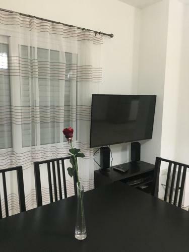 Pafia Sunbeach Townhouse
