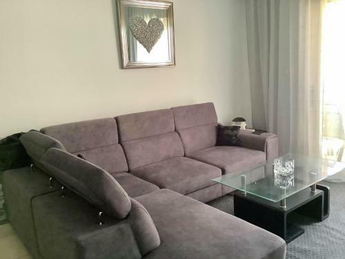 Nice Freshly Renovated Sea-view Apartment