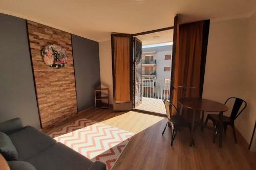 Salou Al Lado de Playa: Bonito Apartamento, Wifi