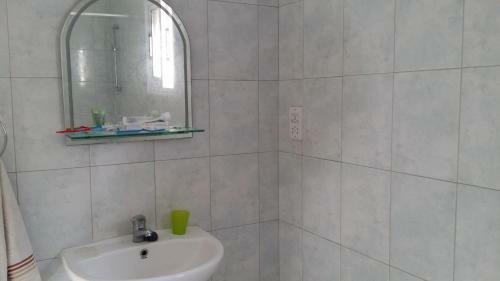 Remarkable 1-bed Apartment Limnaria Gardens Paphos