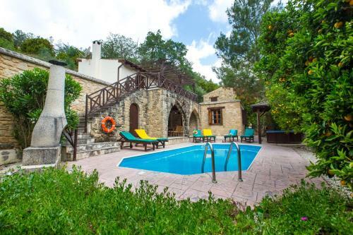 Villa Valencia