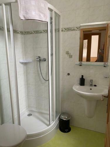 Hostal Penzion Pod Kostelem