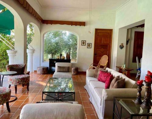 El Vergel Entire Villa W/pool