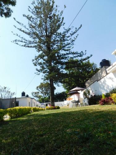 Villa Alberca Y Jacuzzi Climatizados -cuerna- Casagrande