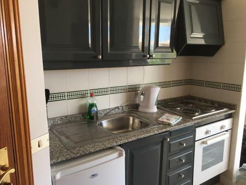 Andylins Place 102 Apartment