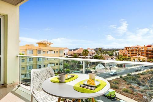 A31 Amazing 2 Bedroom Apartment Terrace And Pool