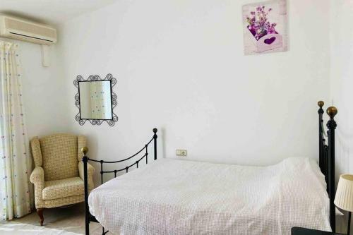 Villa With Sea View And Luxury Heated Pool