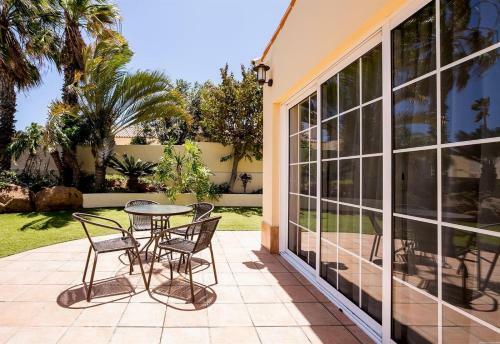 Villa Jacaranda