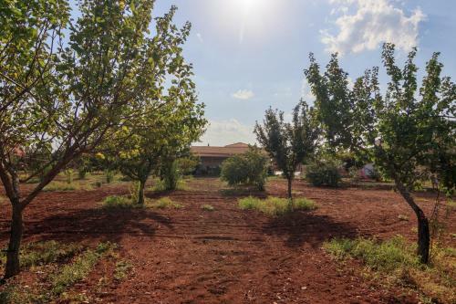 Berryrose Villa