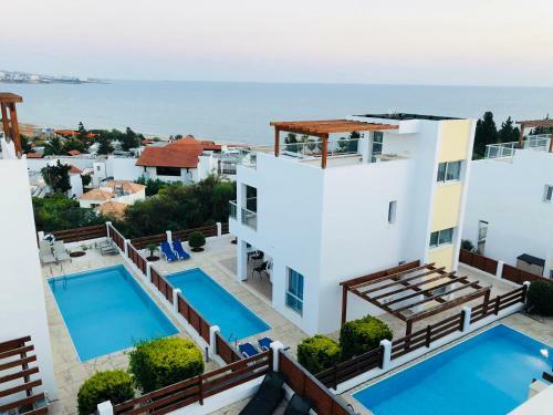Marina View Villa 11