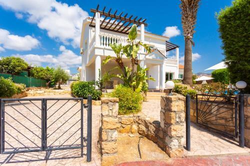 Villa Queens Paradise 6