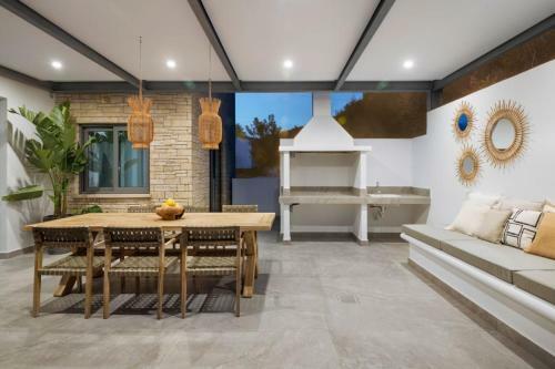 Elea Silver Villa