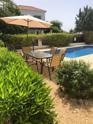 Villa Denis, Marine Drive, Coral Bay