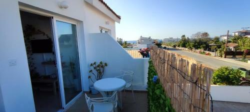 Thalassa Seaside Boutique Beach Apartment