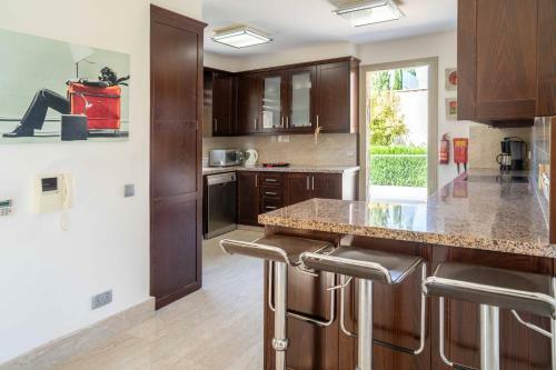 Villa Harmonia - 4 Bedroom Luxury Beach Front Villa With Private Swimming Pool