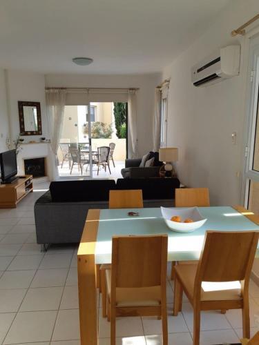 Remarkable 2-bed House In Poli Crysochous
