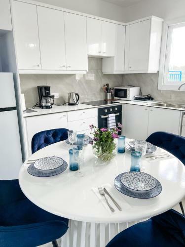 Apartamento Latsi Blue 16 Luxury Seafront 2 Bdrm