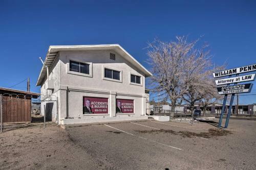 Apartment About 12 Mi From Hualapai Mountain Park