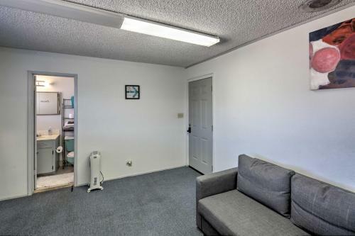 Apartment About 12 Mi From Hualapai Mountain Park