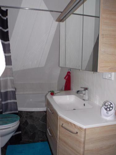 Apartamento Fewomaurer Wg1 Dachgeschoss