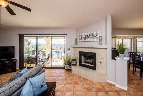Lakeside Home W/ Pool & Views!
