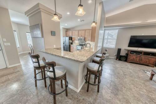 Spacious Lake Home W/ Heated Pool & Spa