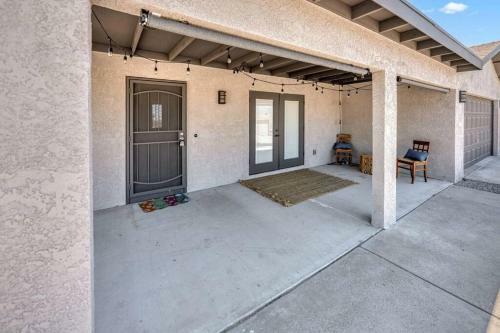 New! Beachy Lake Havasu Getaway