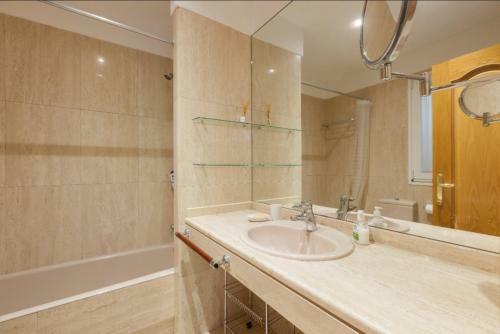 Apartamento Ondarreta Beach & Terrace