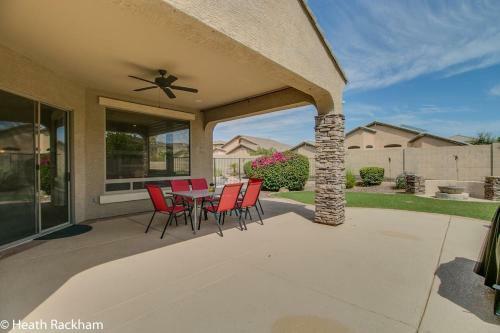 Amazing Litchfield 4 Bdrm Wsparkling Pool