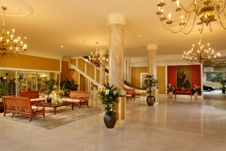 Queen Kapiolani Hotel