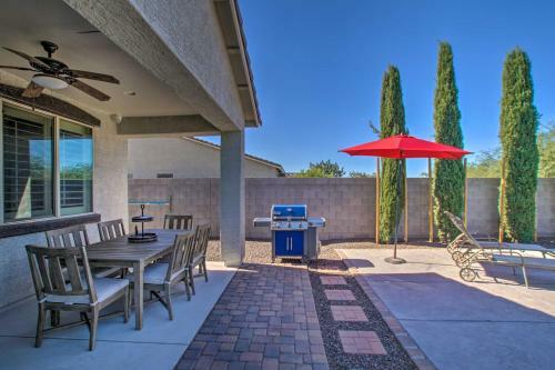 Sunny Oasis In San Tan Valley With Private Yard