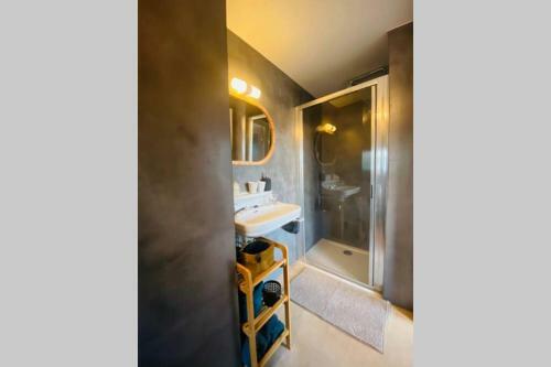 Apartamento Recently Renovated Appartement 150m From The Beach