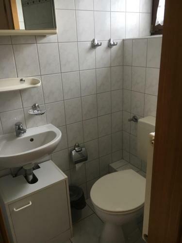 Apartamento Ferienhaus Burwitz Auf R�gen