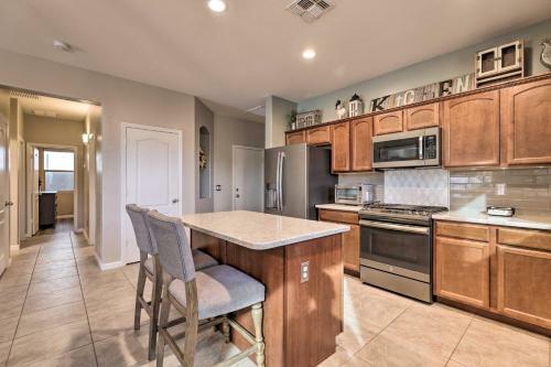 Chic Maricopa Home Less Than 5 Mi To Copper Sky Park!