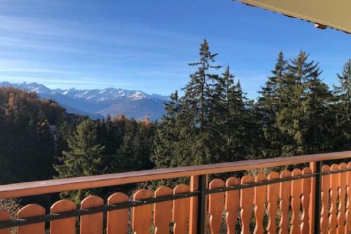 Apartamento Between Slopes And Golf Facing The Alps