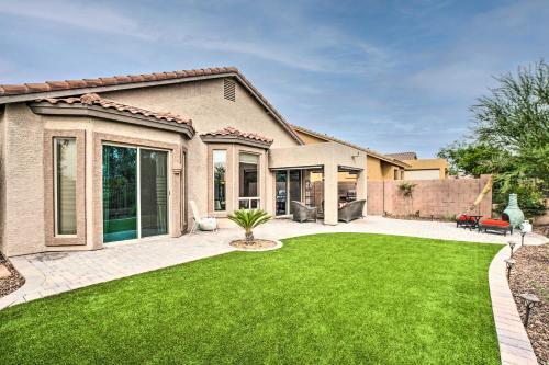 Luxury Mesa Home With Private Yard And Chiminea!