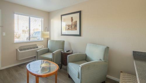 Wanderjaunt - Chic Mesa Apartments