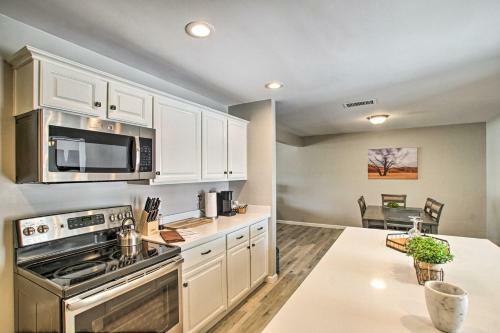 Stylish And Central Mesa Home With Private Pool!
