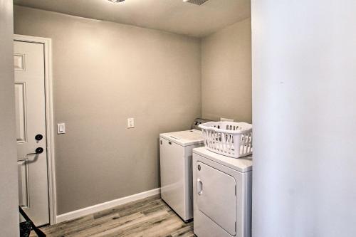 Stylish And Central Mesa Home With Private Pool!