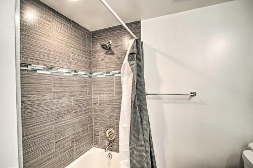 Stylish And Central Mesa Home With Private Pool!