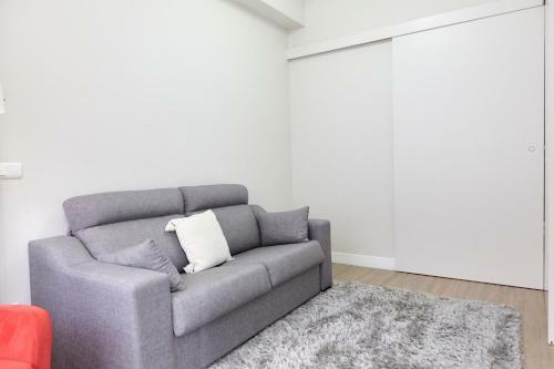Miramon Apartment By Basquehomes