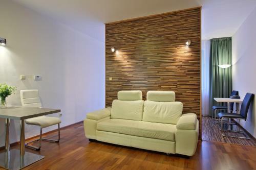 Apartm�ny ?eladn�