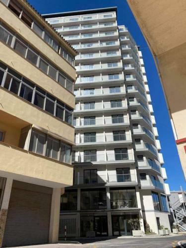 Modern Studio Apartment At The Hub