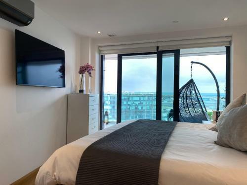 Luxury Ocean Spa Plaza Private Large 1 Bed Apartment