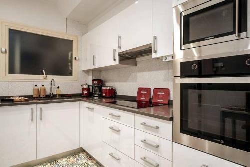 Zurriola Beachfront Luxury Apartment