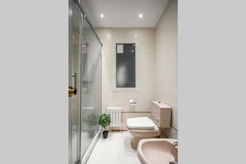 Zurriola Beachfront Luxury Apartment