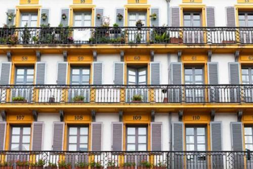 Zurriola Beachfront Luxury Apartment