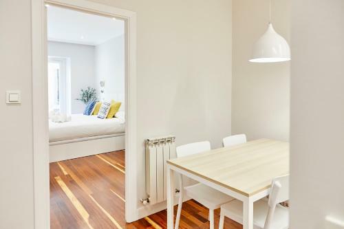 San Martin Apartment By Basque Homes