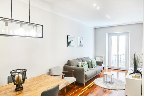 San Martin Apartment By Basque Homes