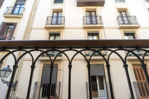 Fermin Suite - Iberorent Apartments